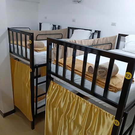 Silom Guesthouse Bangkok Zewnętrze zdjęcie