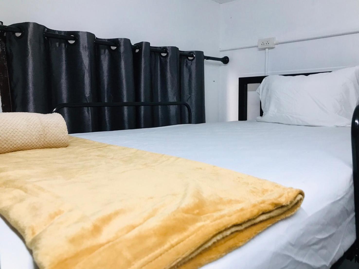 Silom Guesthouse Bangkok Zewnętrze zdjęcie