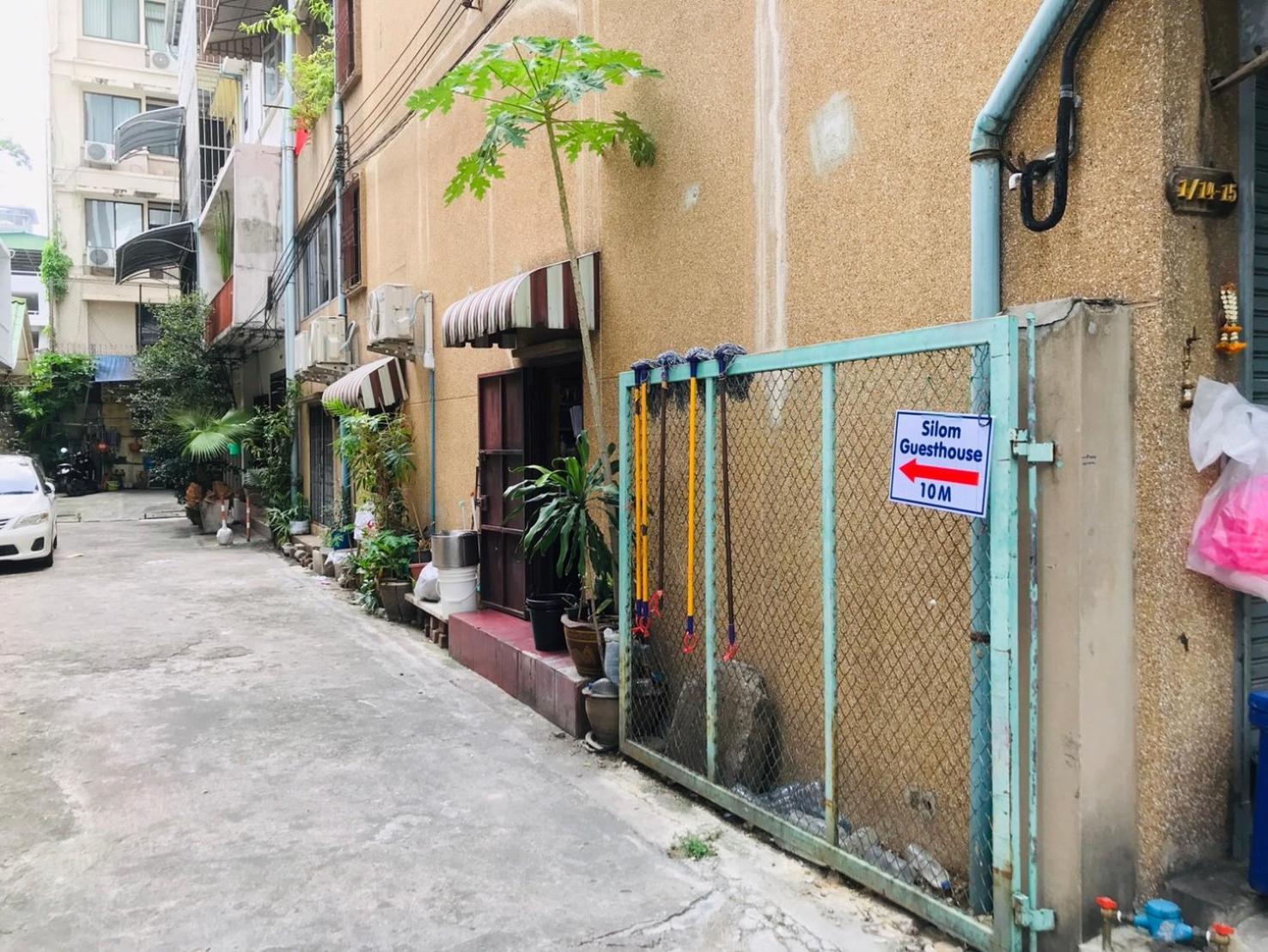 Silom Guesthouse Bangkok Zewnętrze zdjęcie