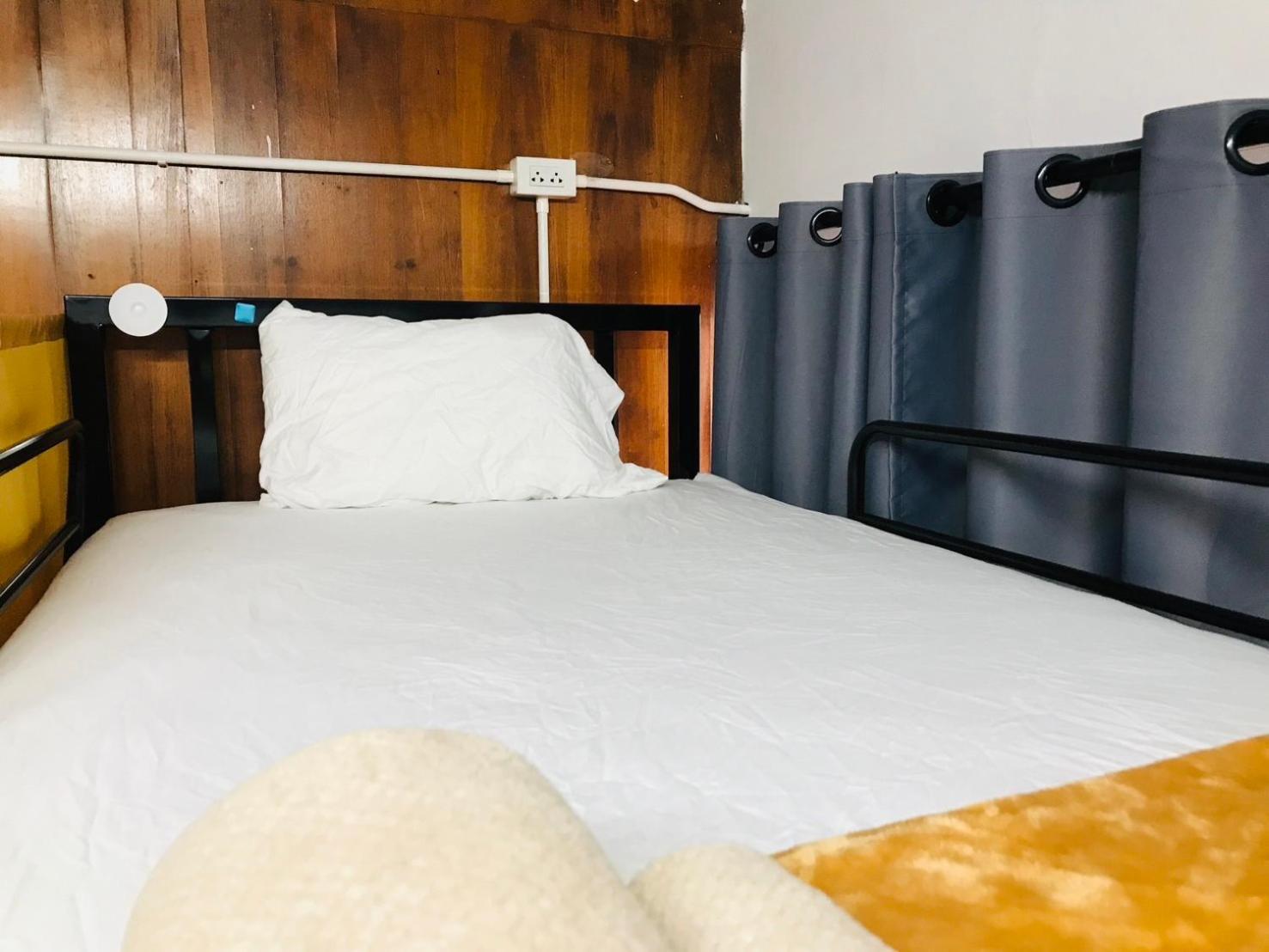 Silom Guesthouse Bangkok Zewnętrze zdjęcie