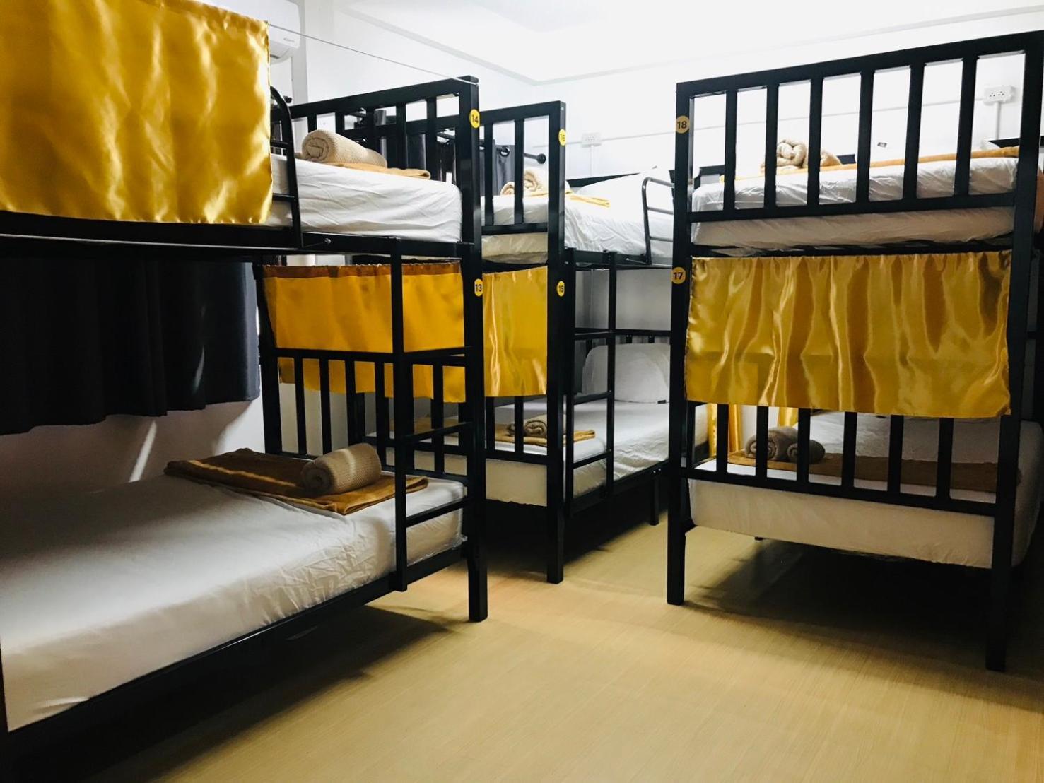Silom Guesthouse Bangkok Zewnętrze zdjęcie