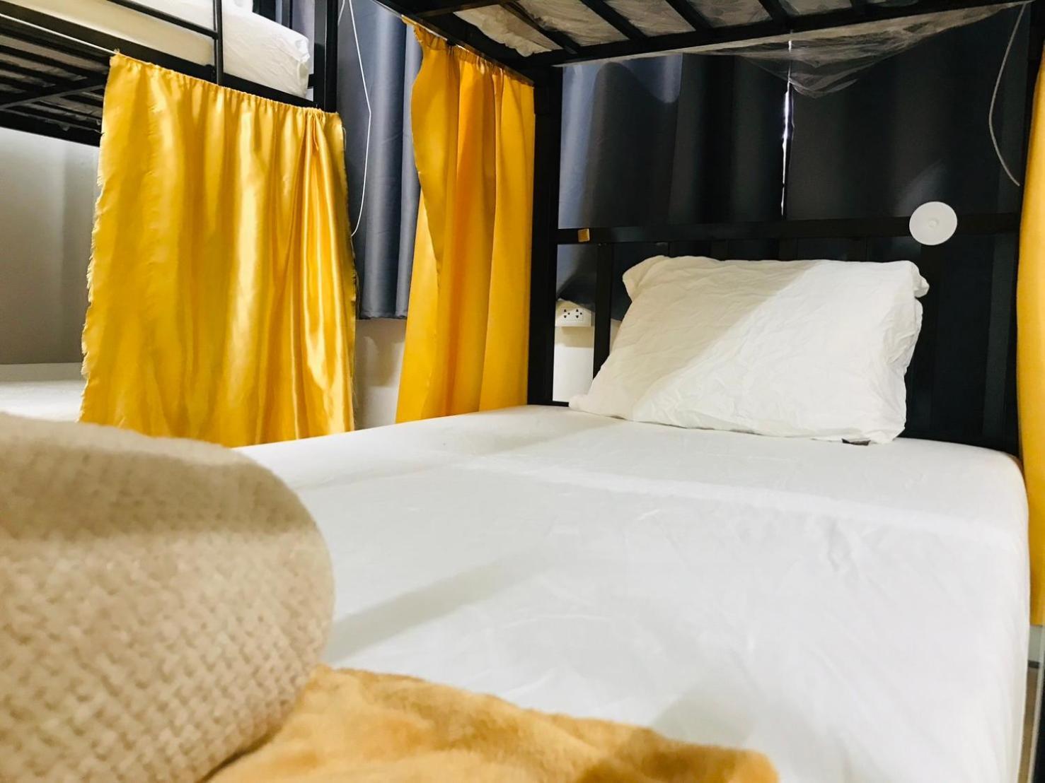 Silom Guesthouse Bangkok Zewnętrze zdjęcie